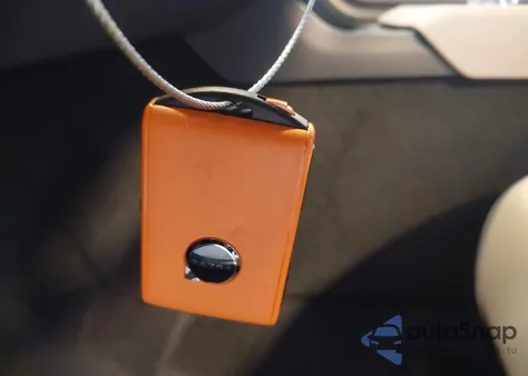 2026 Volvo Xc90 Core, B5 Awd Gas (Mild Hybrid), Gasoline, Bright, 7 Seats z USA, uszkodzony, nr VIN YV4M12PJ5T1435438